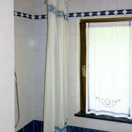 Ivan Trinko By Interhome * Cepletischis